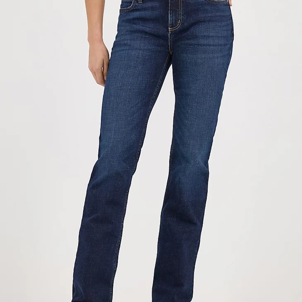Wrangler Retro Women's Mae Boot Cut Jeans